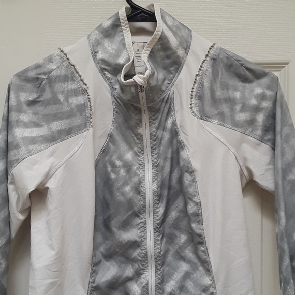 Lululemon Run: Nothin' But Run Jacket - Picture 7 of 8